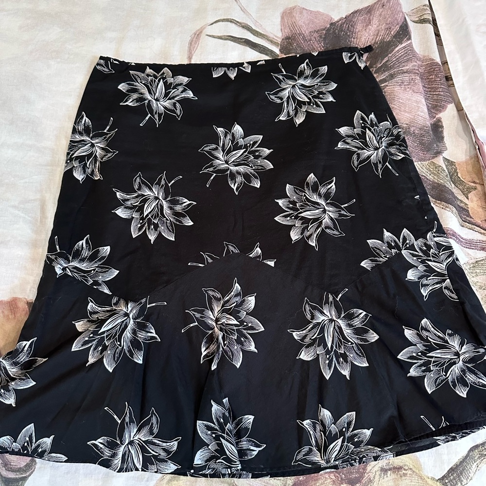 Pencil skirt Sz 14 Ann Taylor - Picture 2 of 5